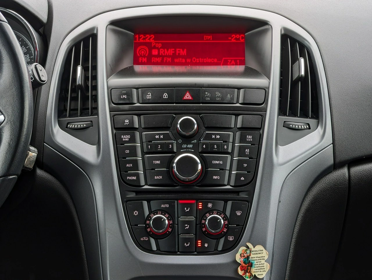 Opel Astra - Zdjęcie 24