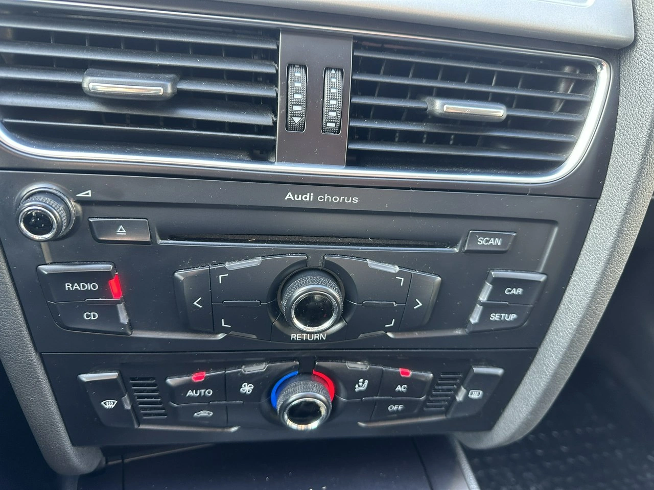 Audi A4 - Zdjęcie 16