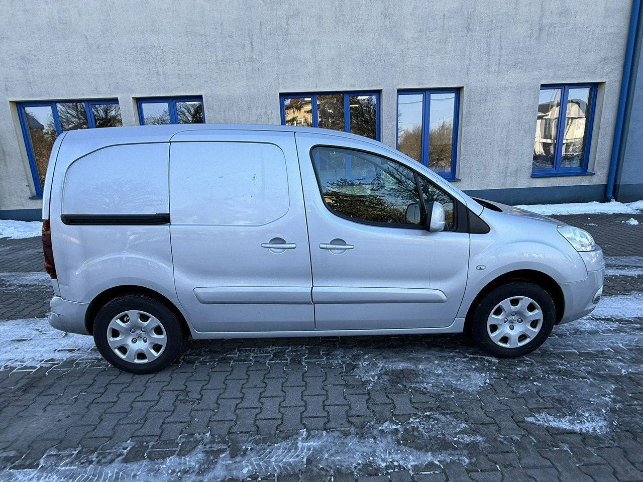 Peugeot Partner - Zdjęcie 12