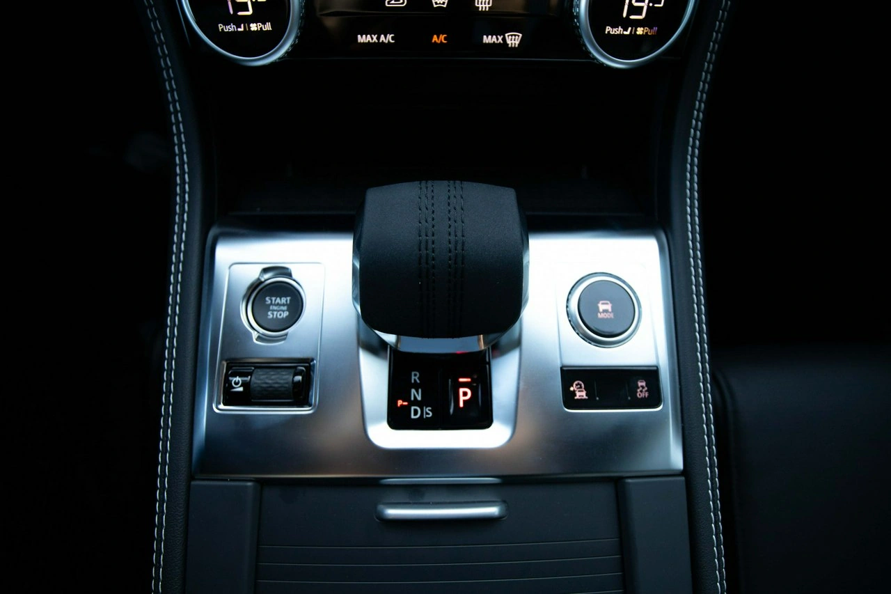 Jaguar F-Pace - Zdjęcie 27