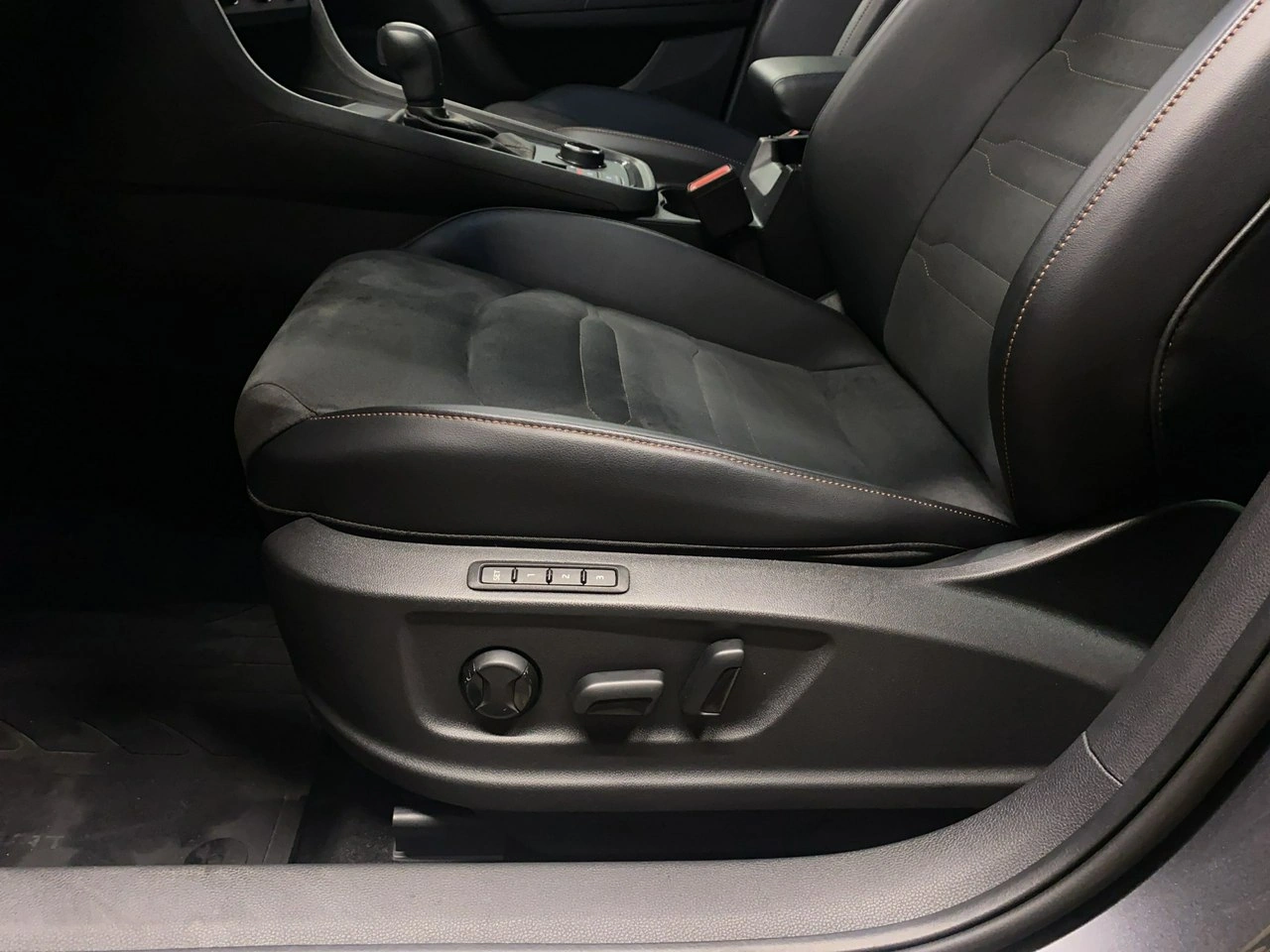 Cupra Ateca - Zdjęcie 12