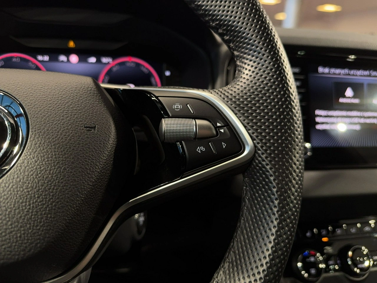 Skoda Karoq - Zdjęcie 23