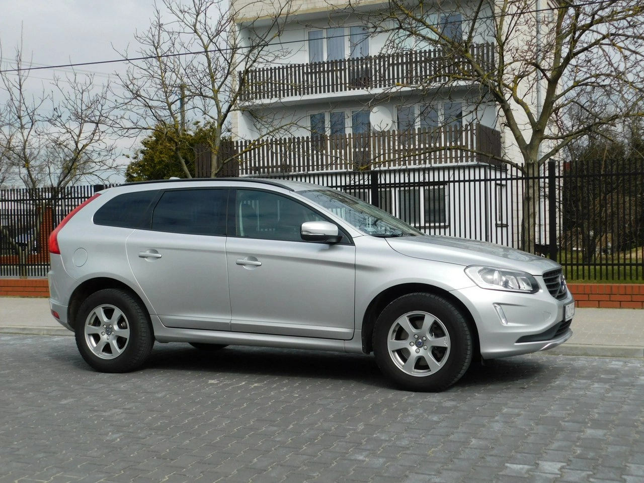 Volvo XC 60 - Zdjęcie 2