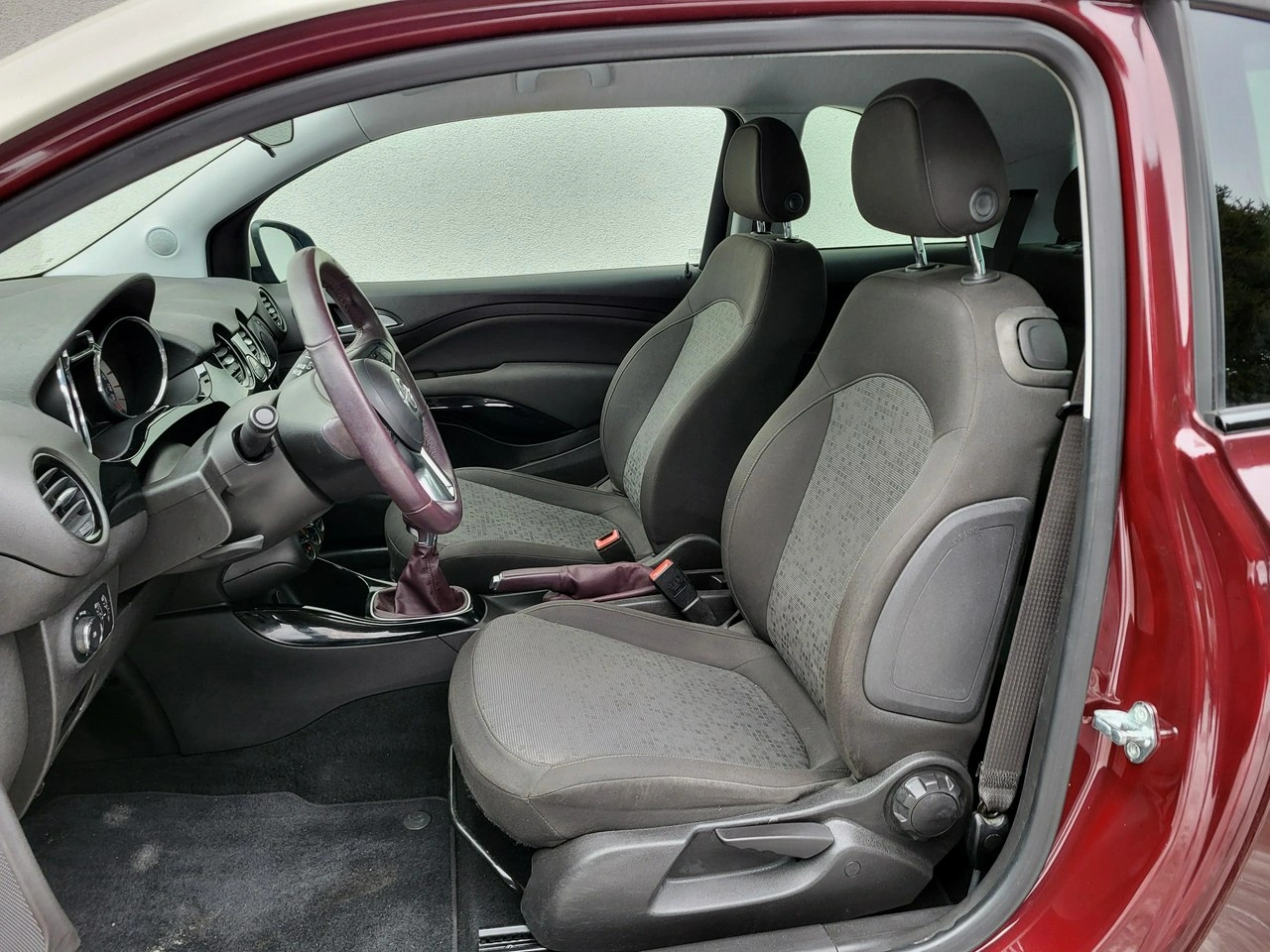 Opel Adam - Zdjęcie 12