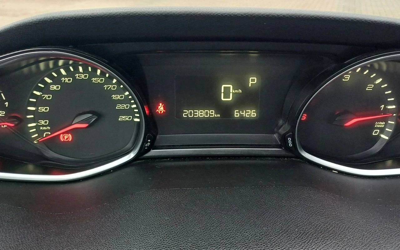 Peugeot 308 - Zdjęcie 13