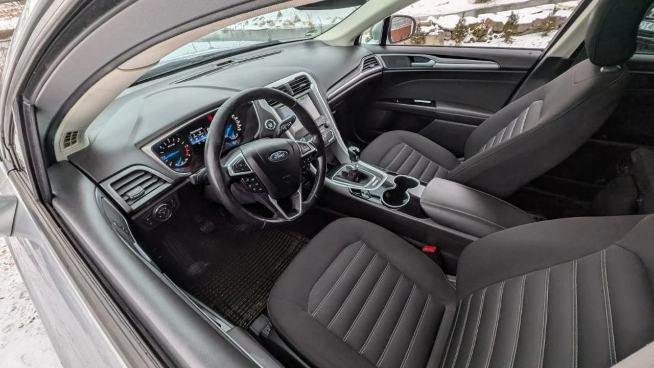 Ford Mondeo - Zdjęcie 10