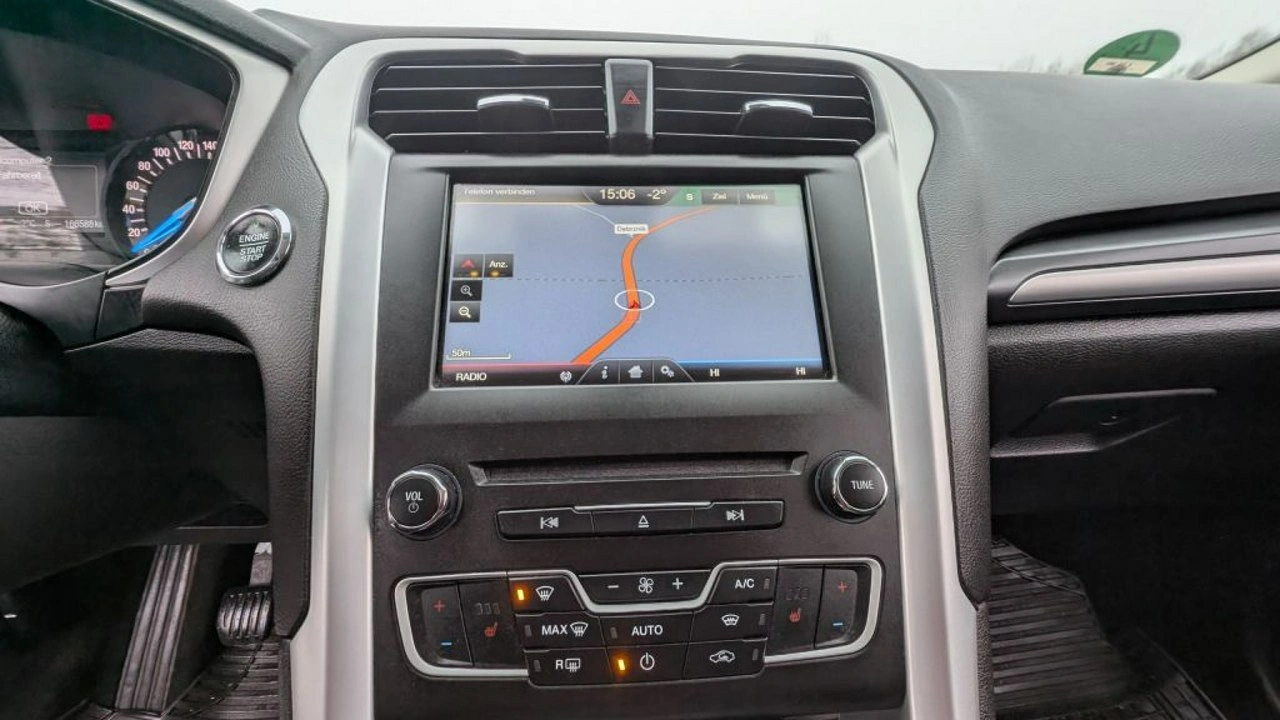 Ford Mondeo - Zdjęcie 12