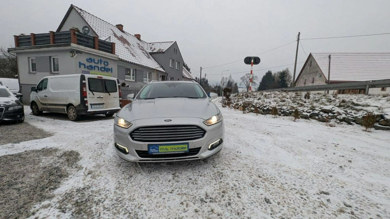 Ford Mondeo - Zdjęcie 15