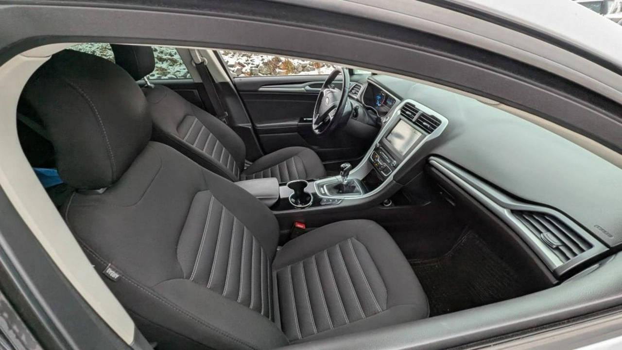 Ford Mondeo - Zdjęcie 4