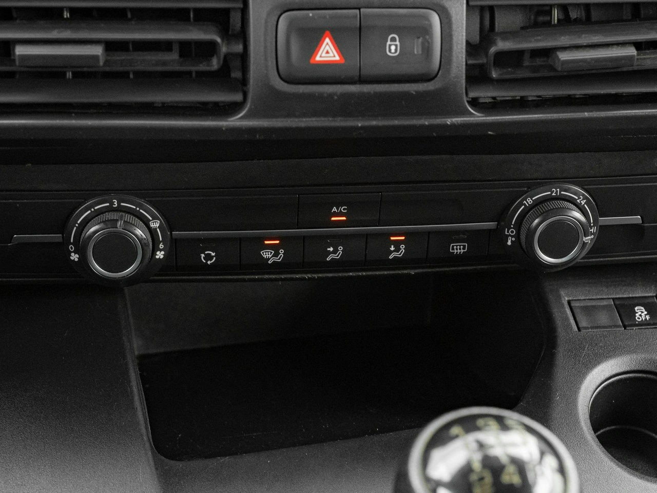 Toyota Proace City Verso - Zdjęcie 17