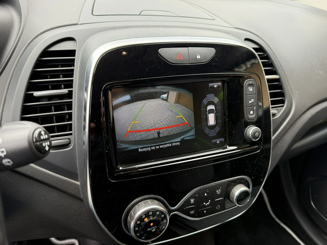 Renault Captur - Zdjęcie 15