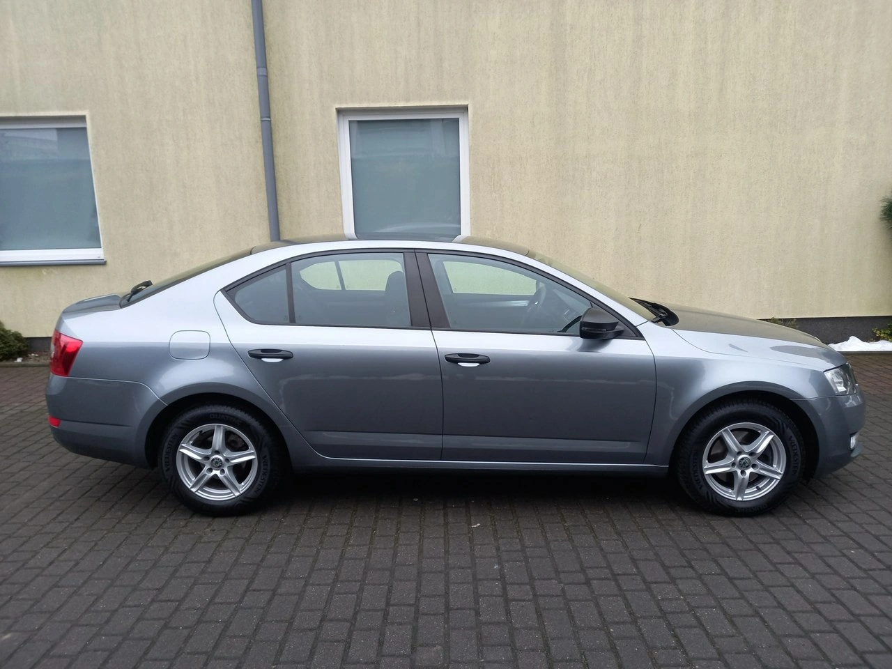 Skoda Octavia - Zdjęcie 17