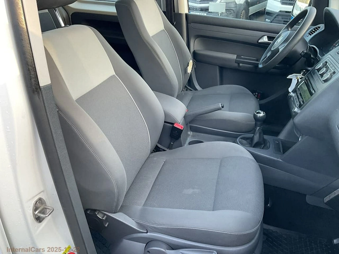 Volkswagen Caddy - Zdjęcie 8