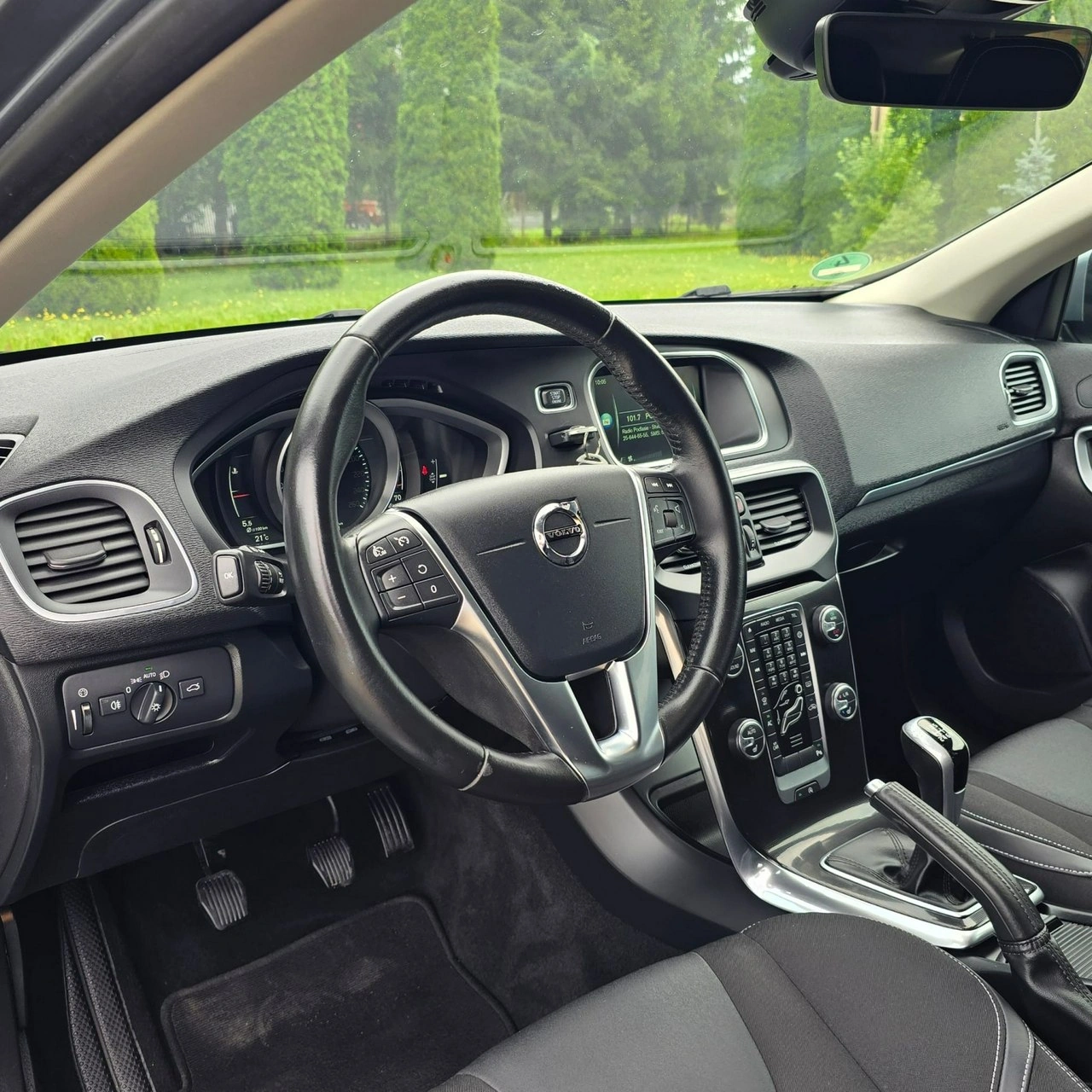 Volvo V40 - Zdjęcie 22