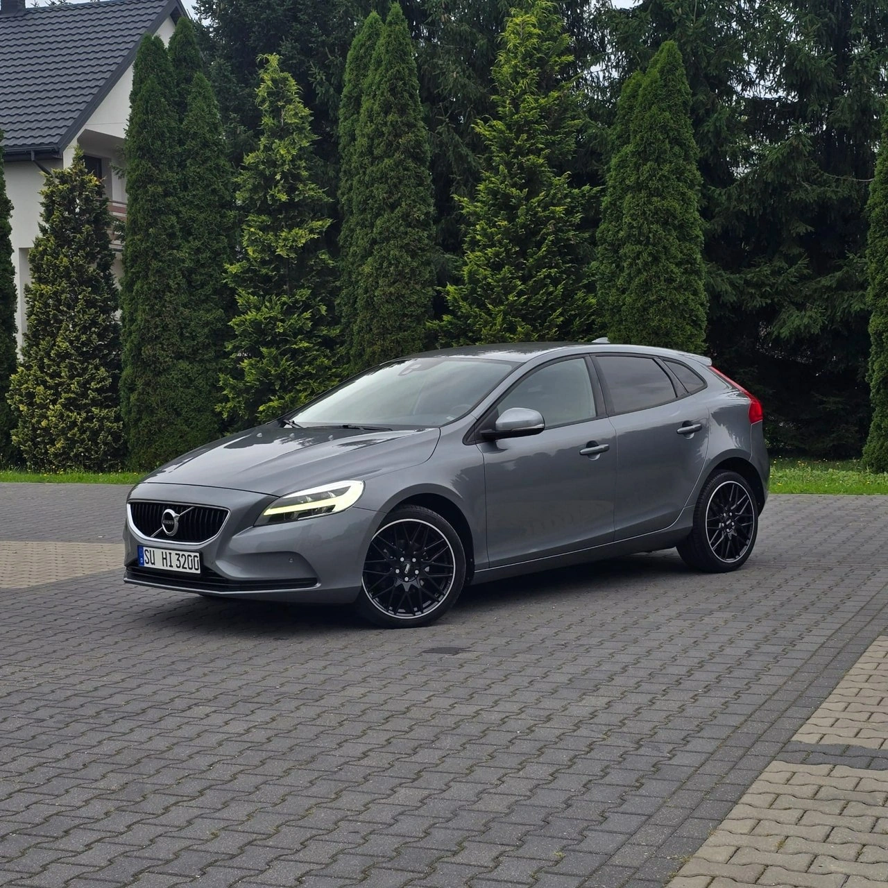 Volvo V40 - Zdjęcie 1