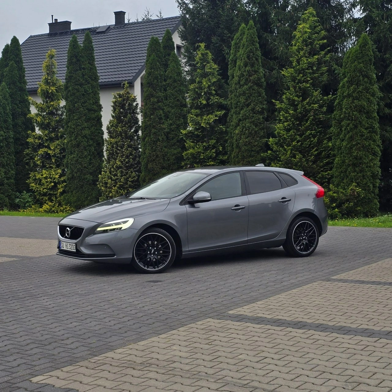 Volvo V40 - Zdjęcie 2