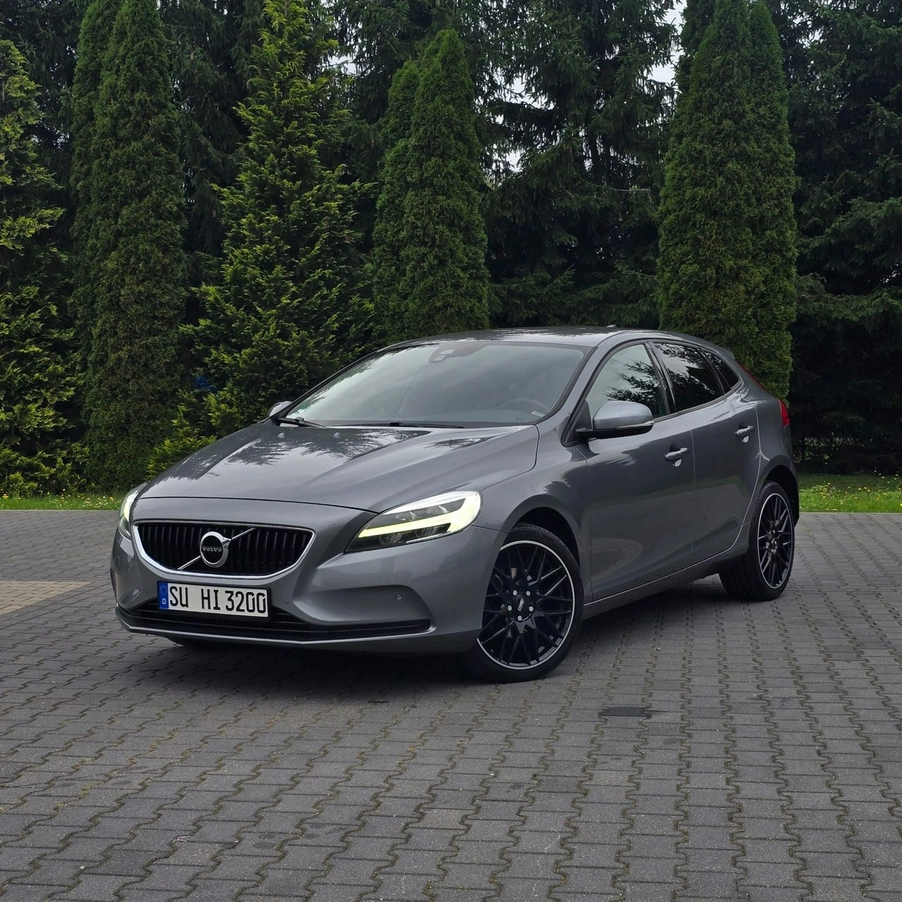 Volvo V40 - Główne zdjęcie