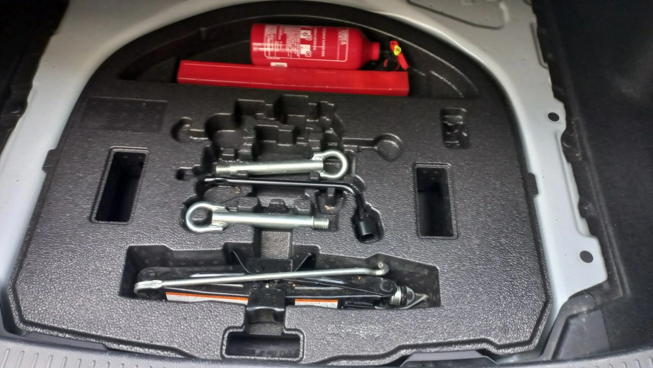 Toyota Corolla - Zdjęcie 26