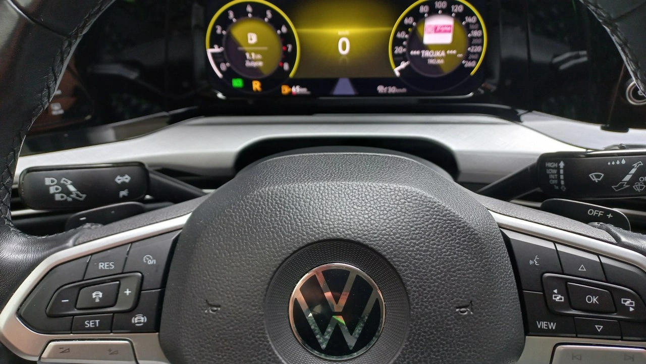 Volkswagen Golf - Zdjęcie 11