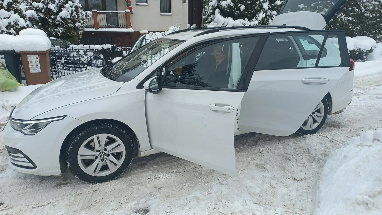 Volkswagen Golf - Zdjęcie 28