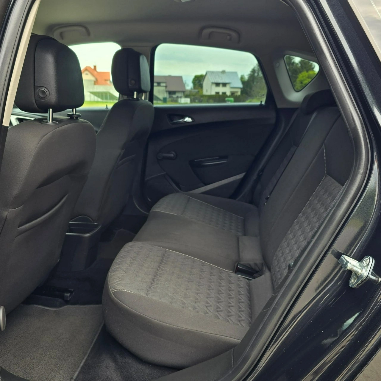 Opel Astra - Zdjęcie 26