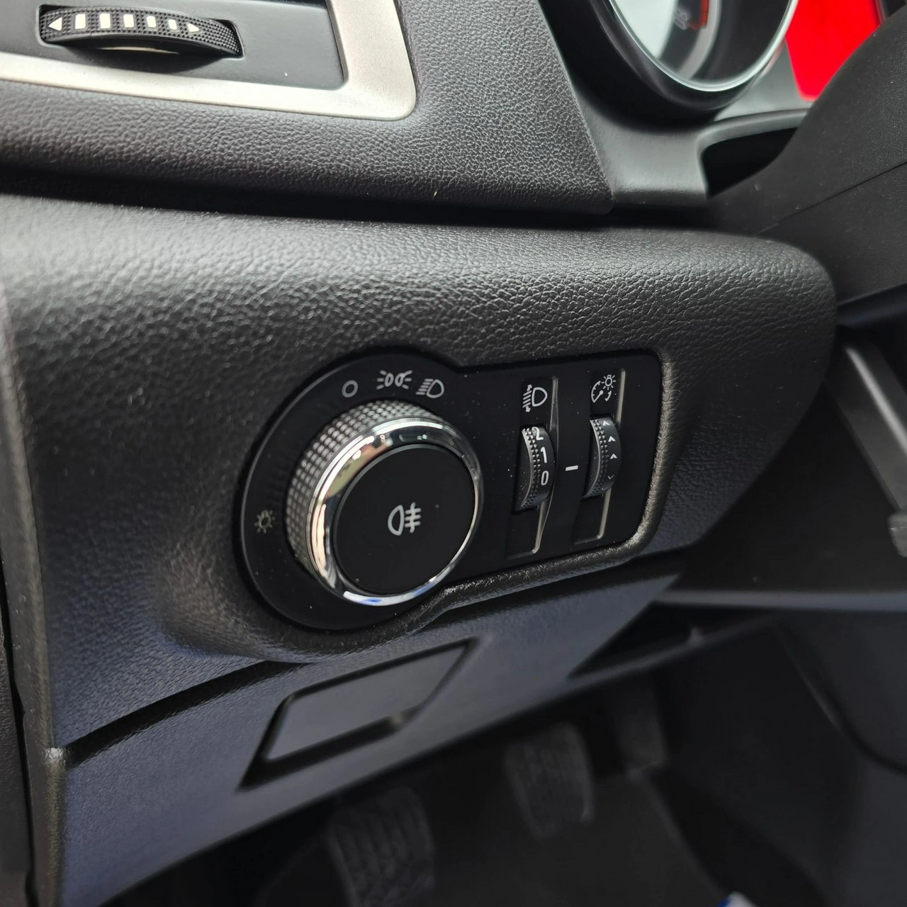 Opel Astra - Zdjęcie 27