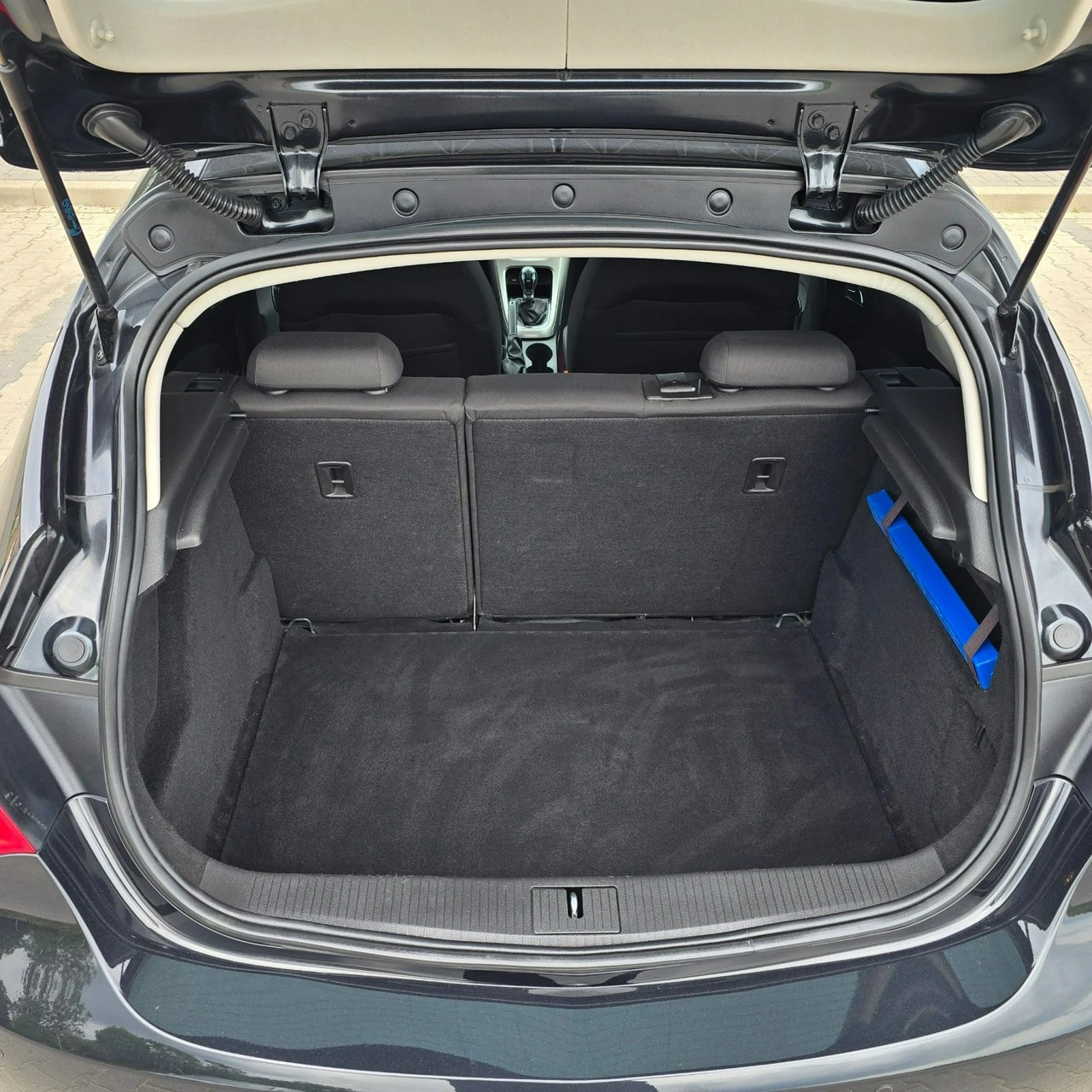 Opel Astra - Zdjęcie 29