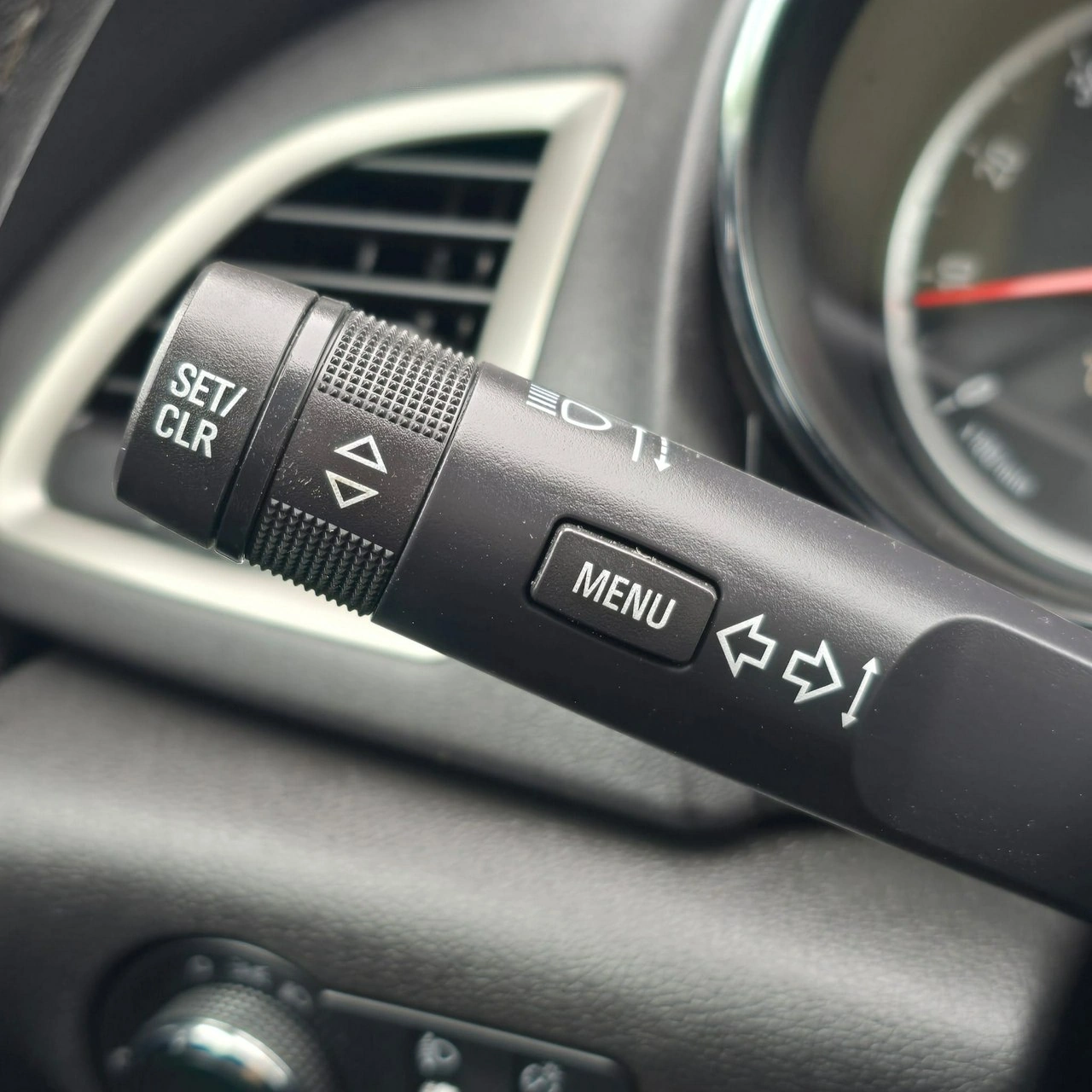 Opel Astra - Zdjęcie 33