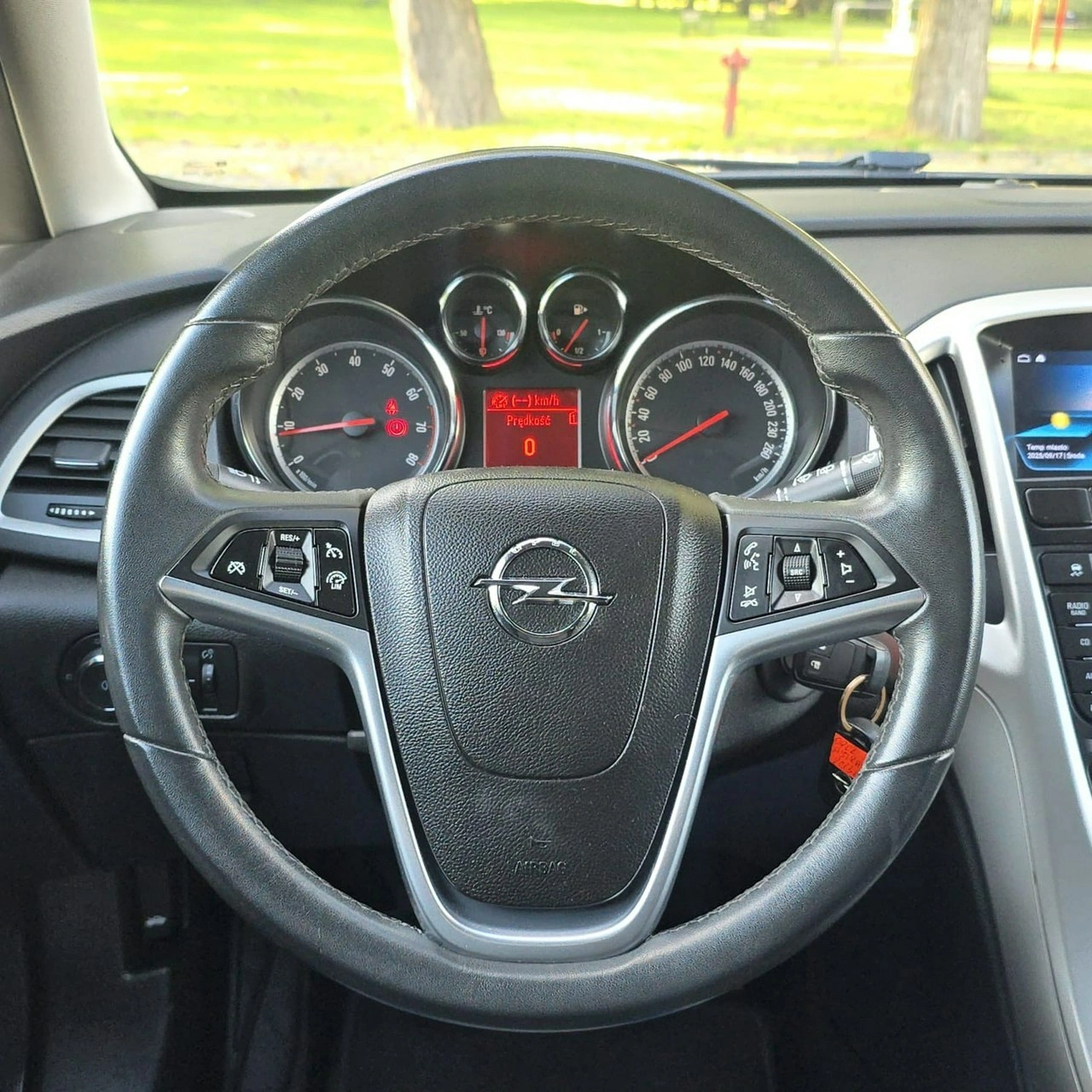 Opel Astra - Zdjęcie 36