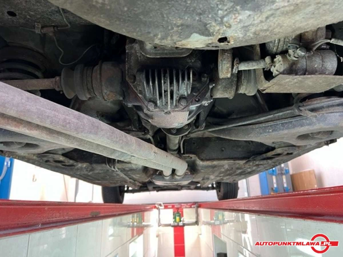 Mercedes-Benz SLC - Zdjęcie 17