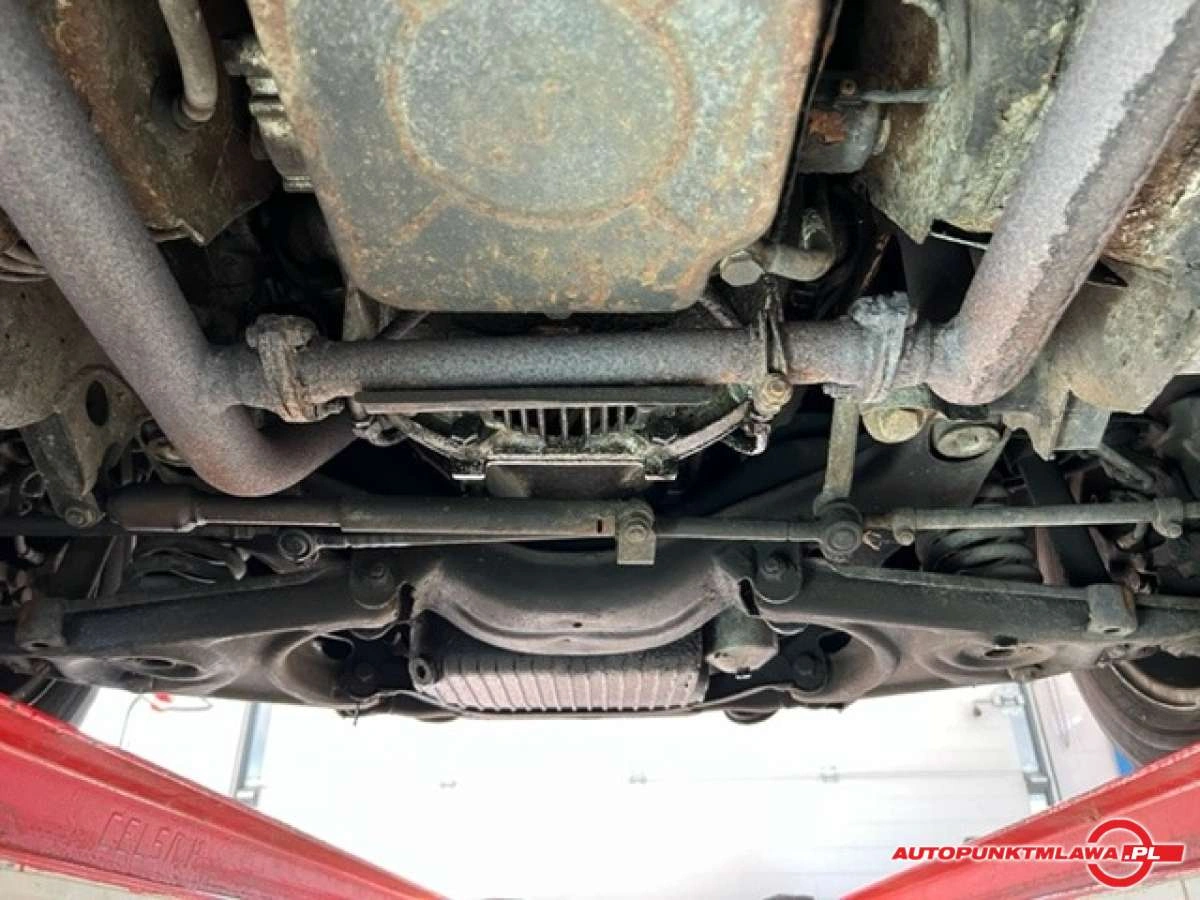 Mercedes-Benz SLC - Zdjęcie 20