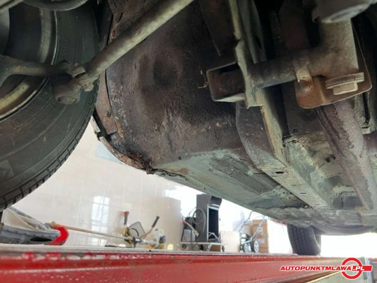 Mercedes-Benz SLC - Zdjęcie 24