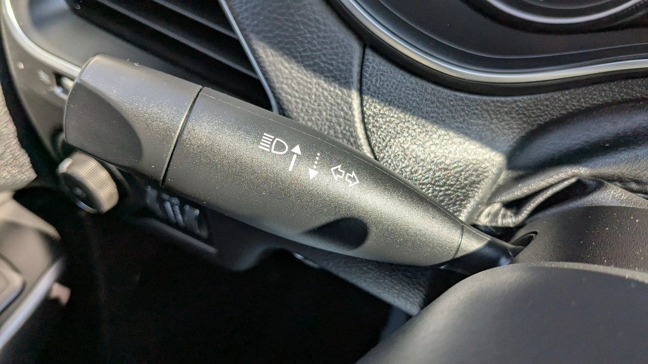 Jeep Cherokee - Zdjęcie 25