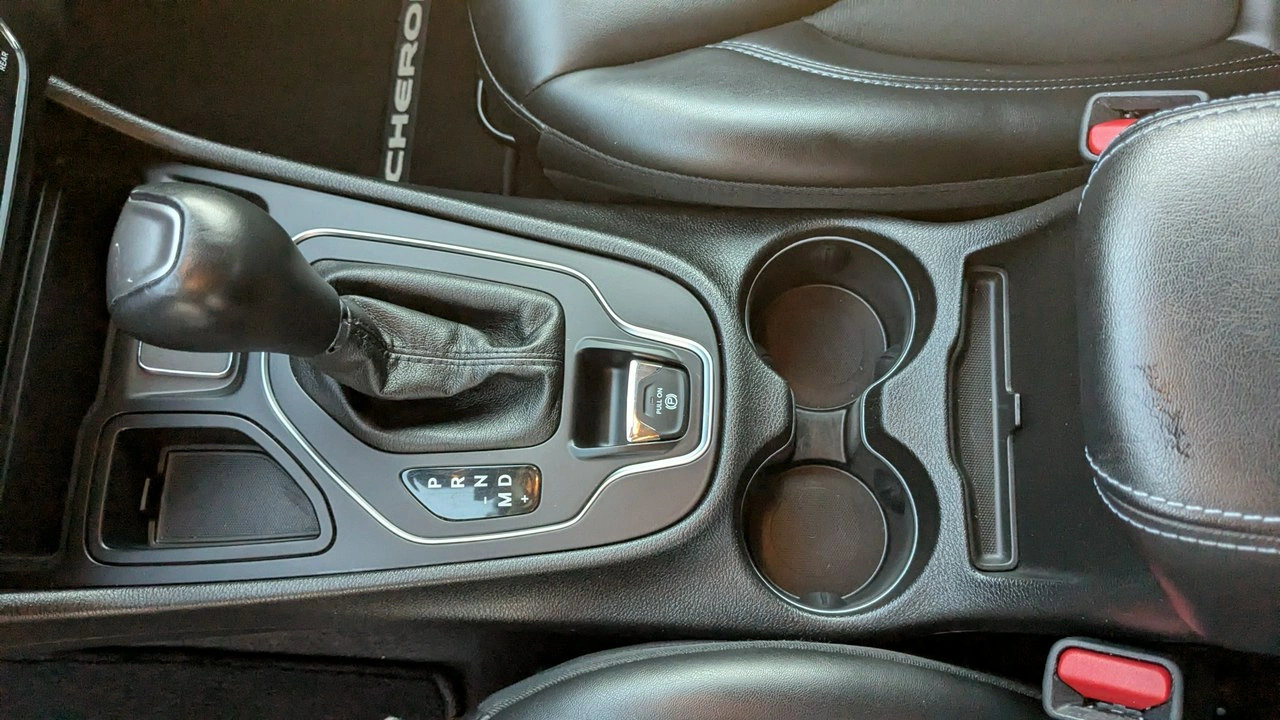 Jeep Cherokee - Zdjęcie 28