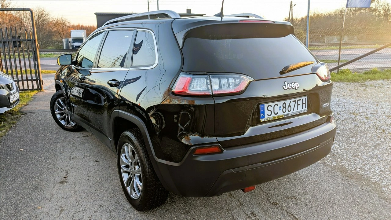 Jeep Cherokee - Zdjęcie 7