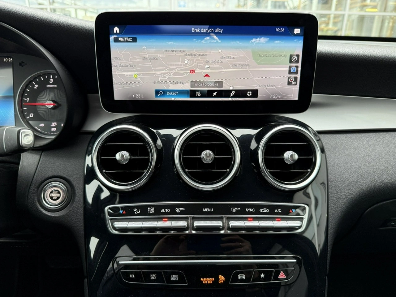 Mercedes GLC 200 - Zdjęcie 14