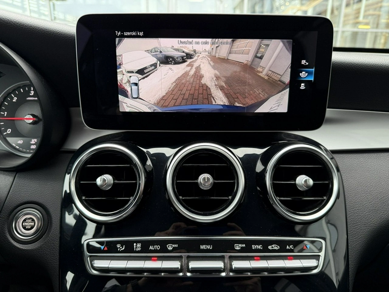 Mercedes GLC 200 - Zdjęcie 16