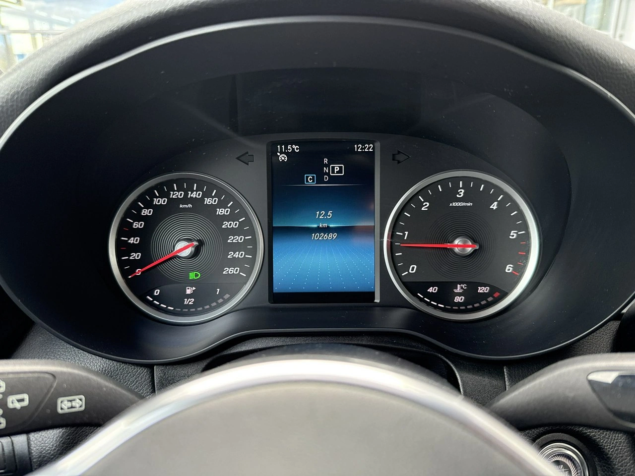 Mercedes GLC 200 - Zdjęcie 18