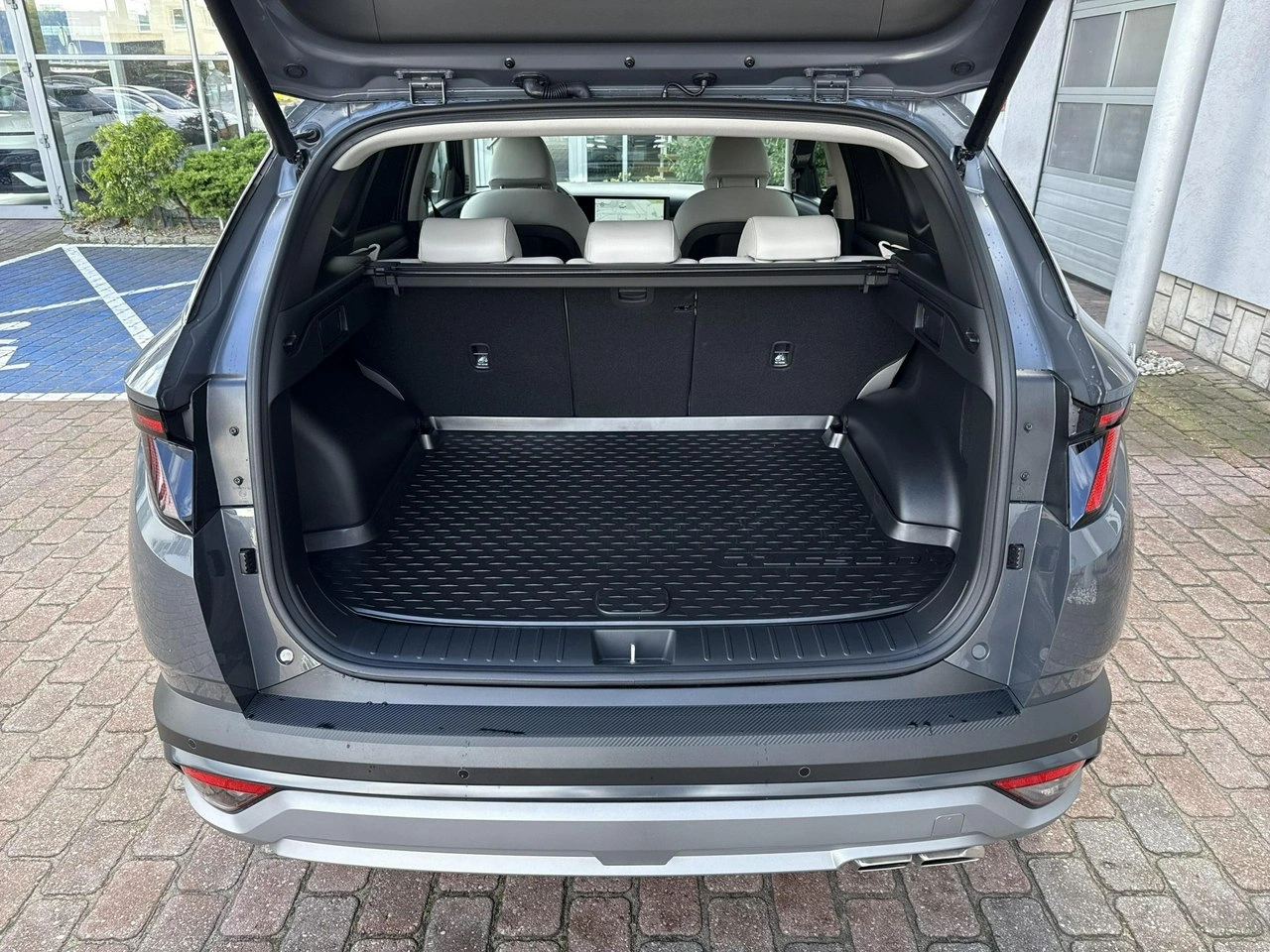 Hyundai Tucson - Zdjęcie 9