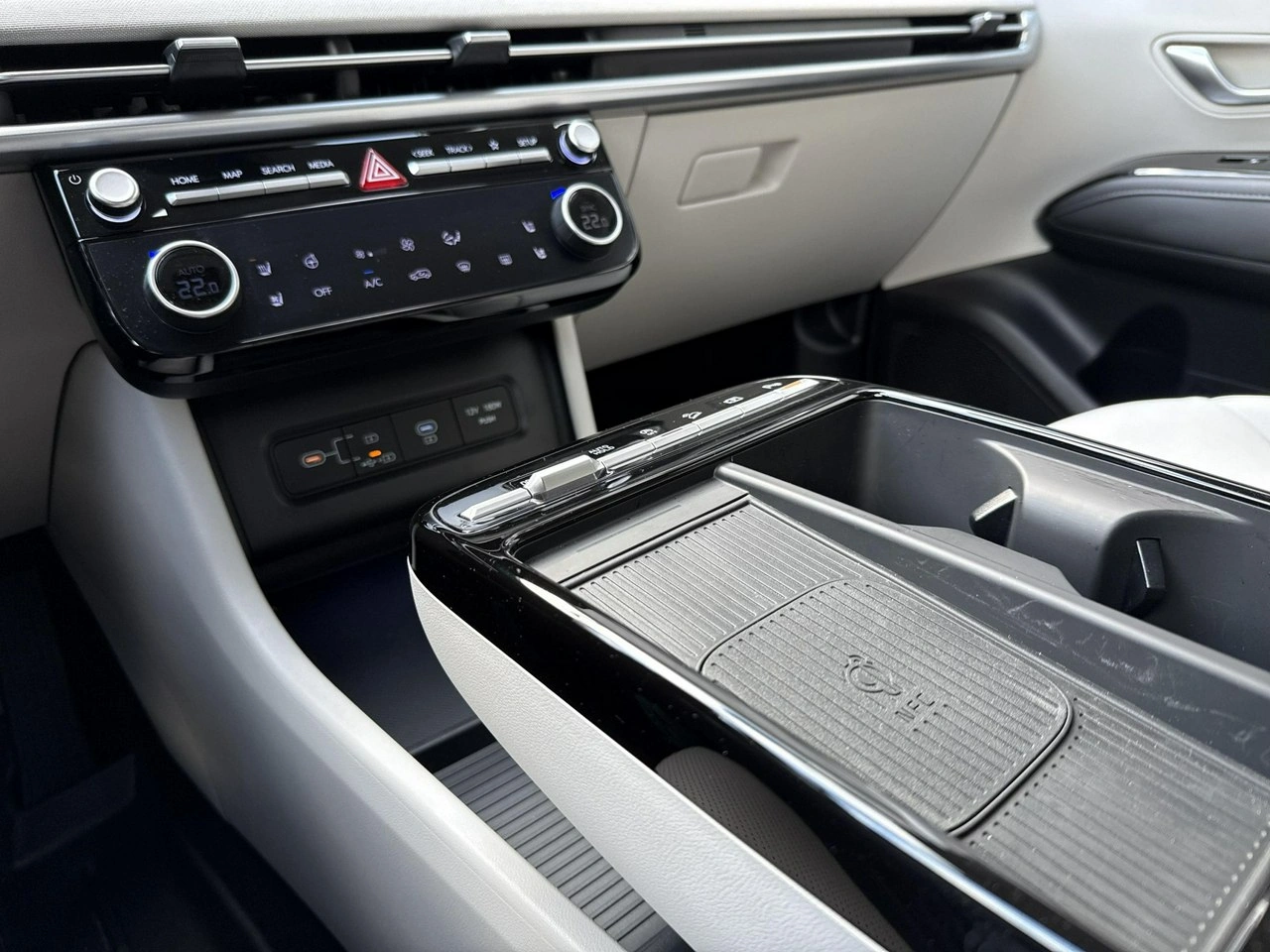 Hyundai Tucson - Zdjęcie 22