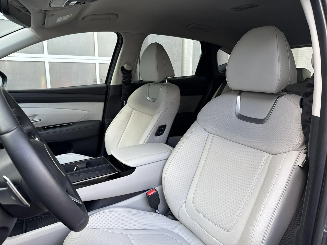 Hyundai Tucson - Zdjęcie 25