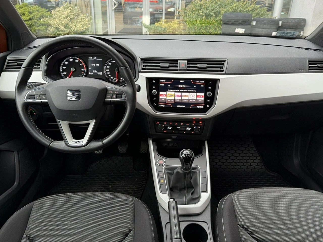 Seat Arona - Zdjęcie 15