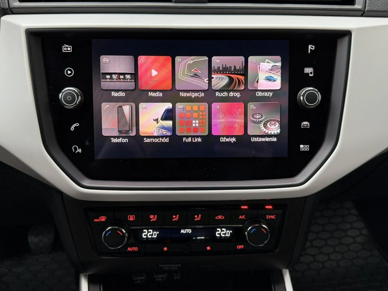 Seat Arona - Zdjęcie 19