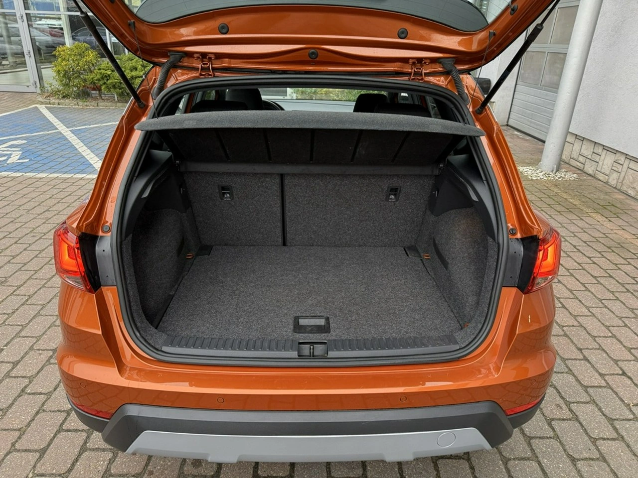 Seat Arona - Zdjęcie 8