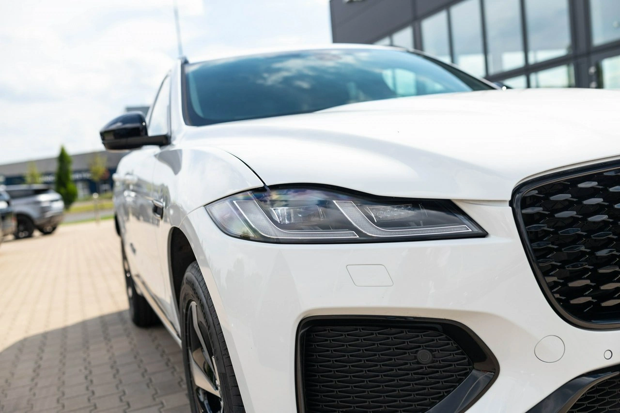 Jaguar F-Pace - Zdjęcie 9