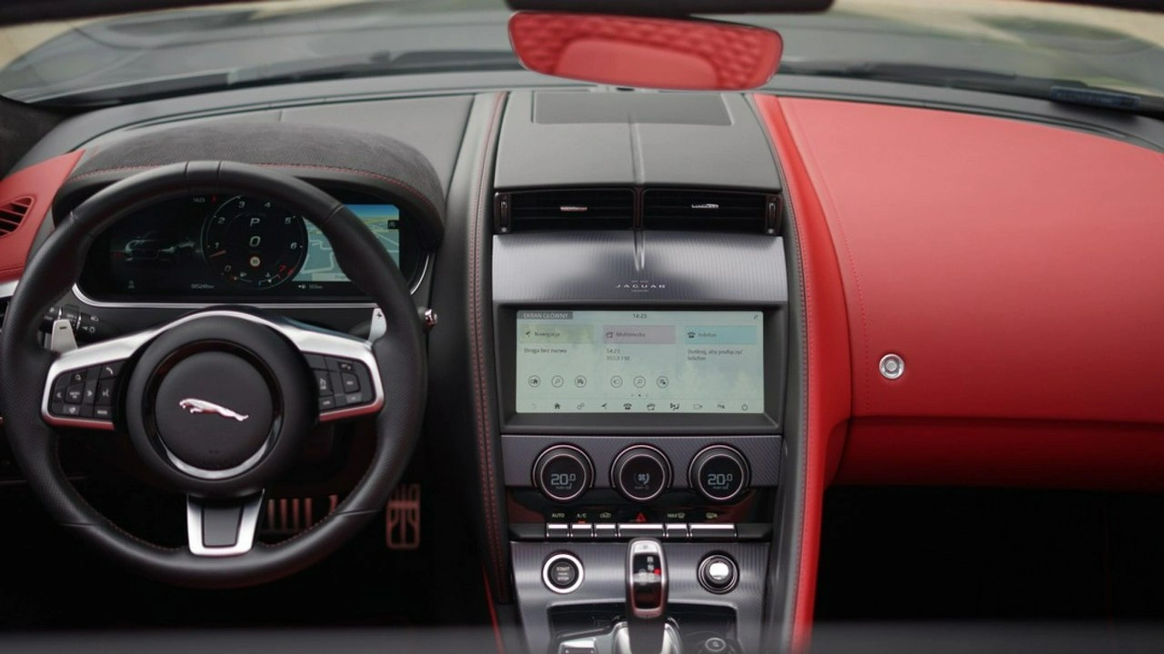 Jaguar F-Type - Zdjęcie 9