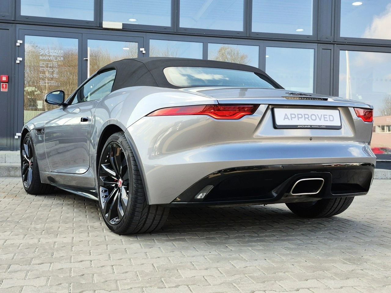 Jaguar F-Type - Zdjęcie 10