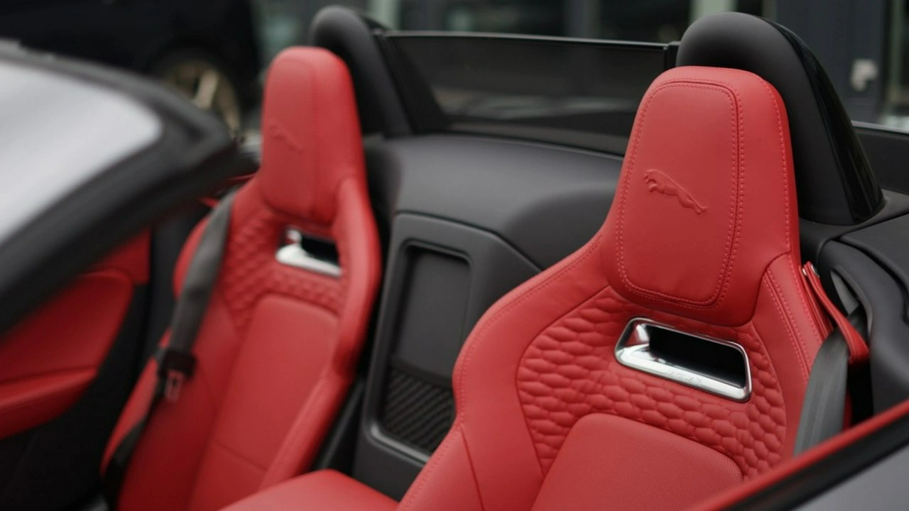 Jaguar F-Type - Zdjęcie 12