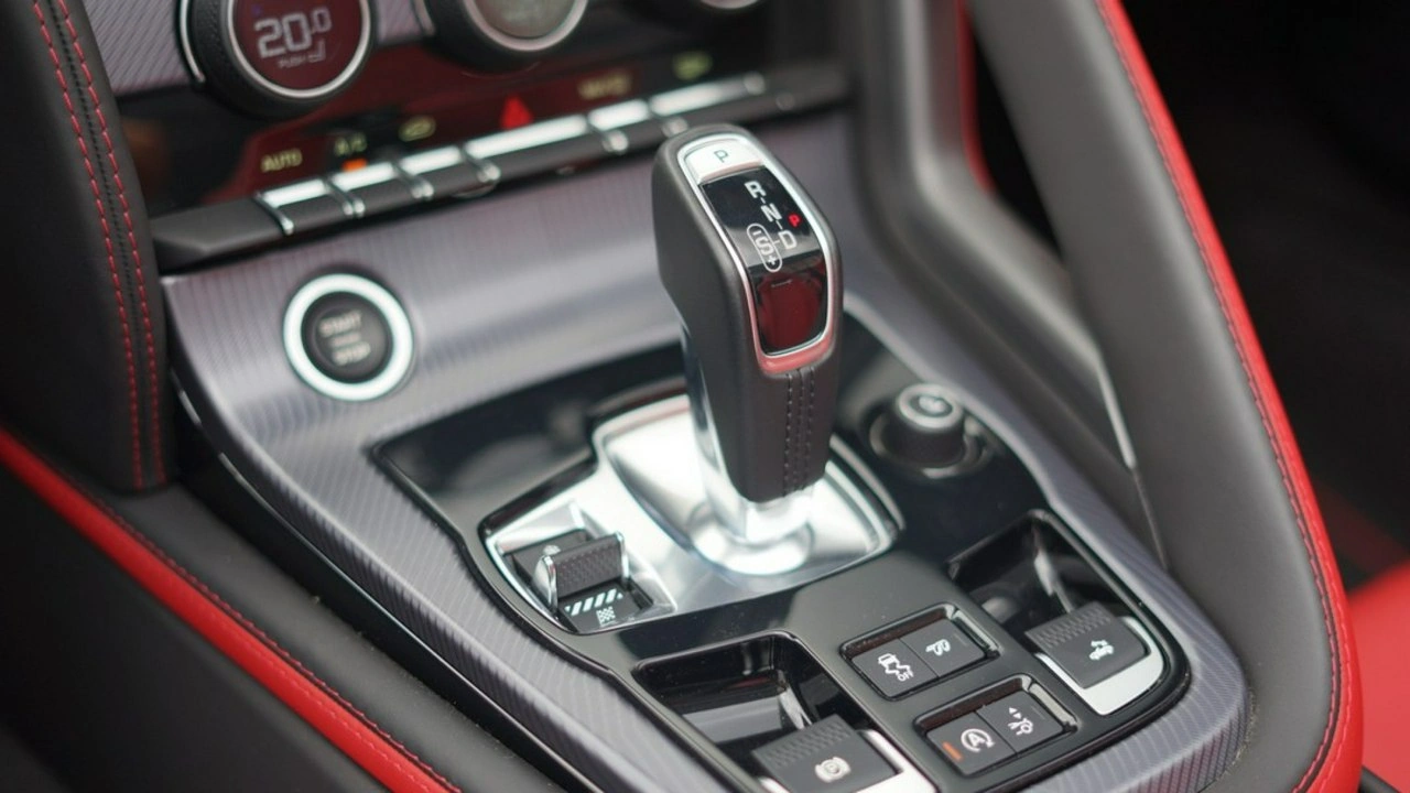 Jaguar F-Type - Zdjęcie 15