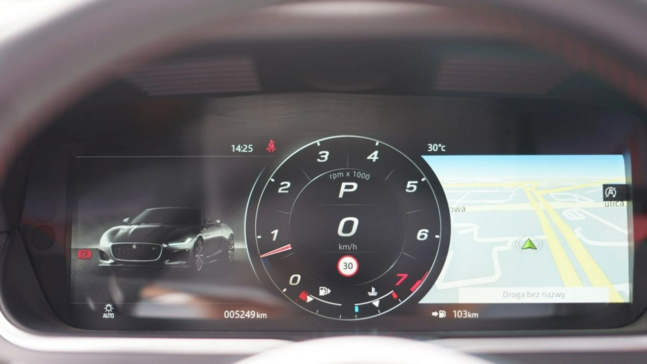 Jaguar F-Type - Zdjęcie 17